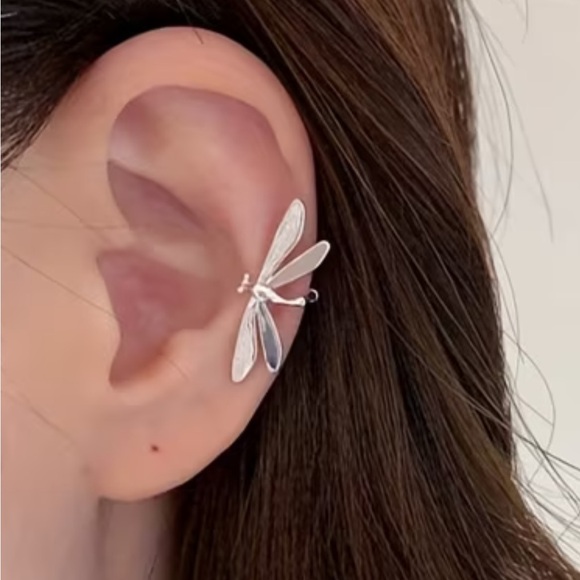Whimsy_and_Rose Jewelry - Silver Dragonfly Ear Cuff ~ 1 Piece